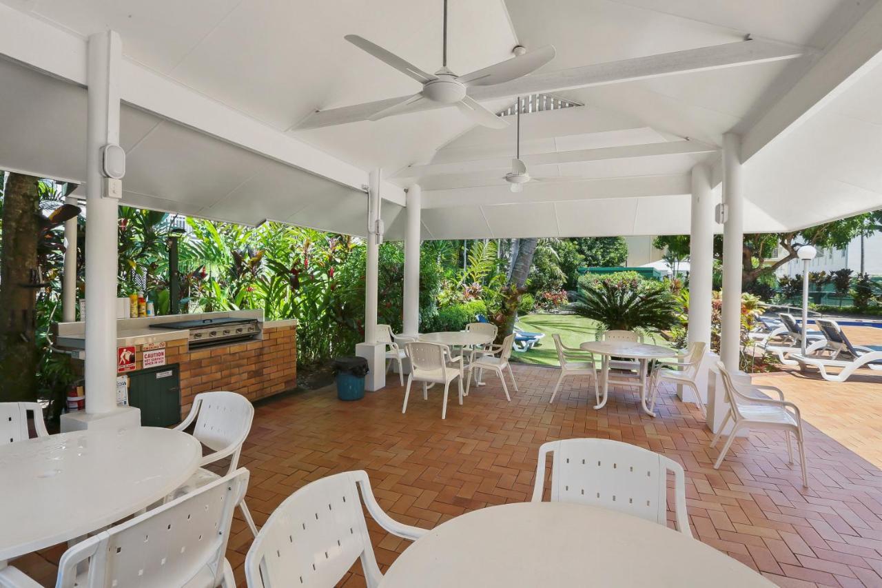 Agincourt Beachfront Apartments Clifton Beach Extérieur photo