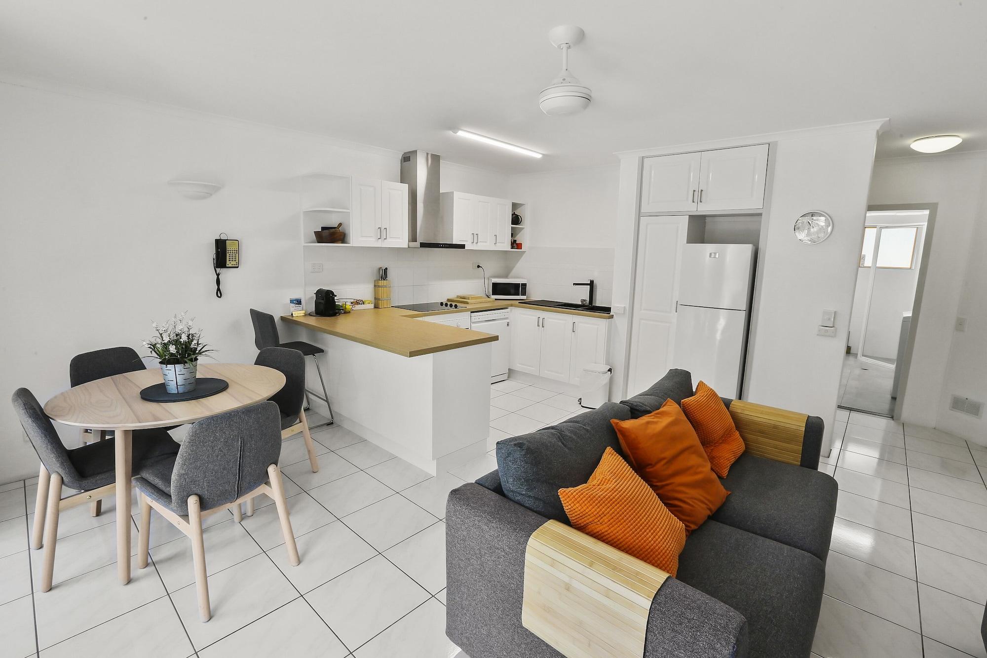 Agincourt Beachfront Apartments Clifton Beach Extérieur photo