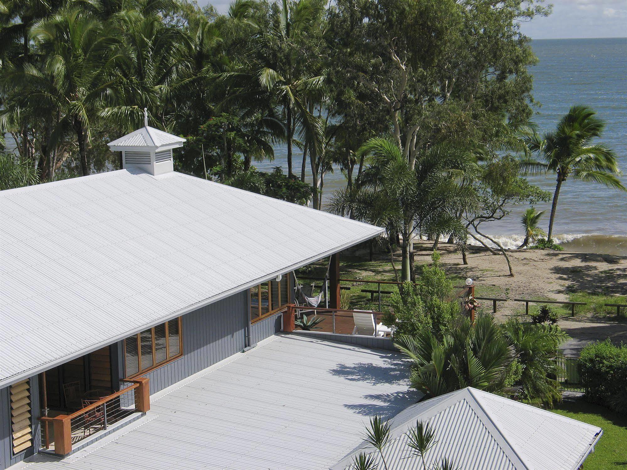 Agincourt Beachfront Apartments Clifton Beach Extérieur photo